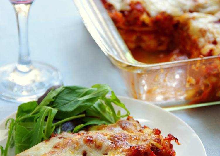 Easy &amp; Gorgeous Lasagna