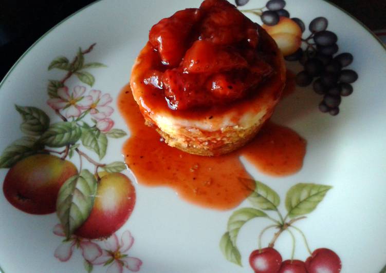 Simple Way to Make Quick Vanilla Cheesecakes with Roasted Strawberry Sauce