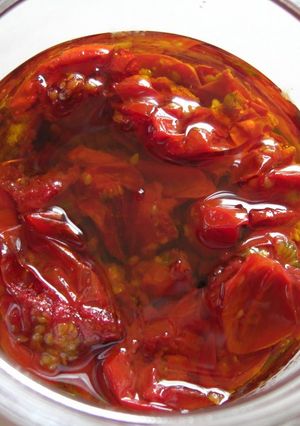 A picture of Easy in the Microwave Semi-Dried Tomatoes.