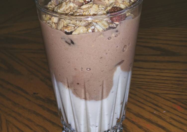 Recipe of Appetizing Carob/vanilla smoothie