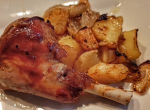 Una foto de Braons de xai al forn (codillo de cordero) 🐑 🍗