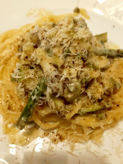 Foto di Carbonara con asparagi selvatici