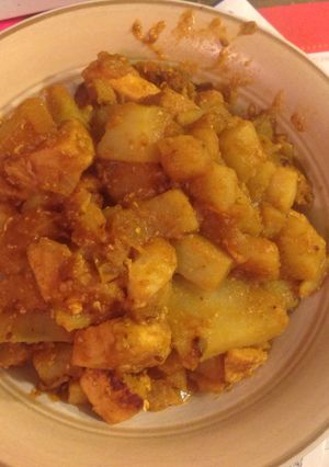 A picture of Chicken vindaloo.