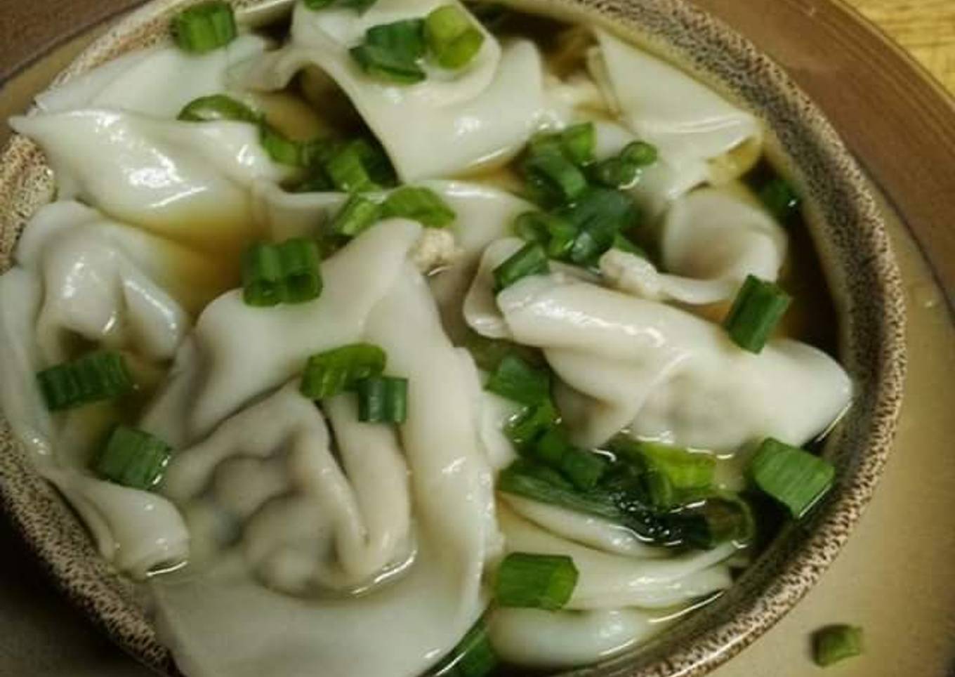 Wonton soup