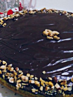 Foto di Crostata morbida nocciole e nutella