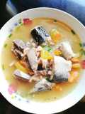 Mackerel sardines with sotanghon soup