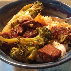 A picture of Beef and Broccoli.