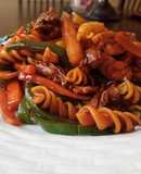 Fusilli al estilo asiático
