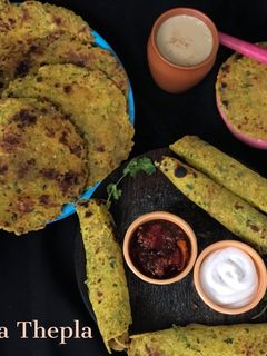 દૂધી ના થેપલા (Bottlegourd Thepla Recipe In Gujarati) રેસીપી મુખ્ય ફોટો