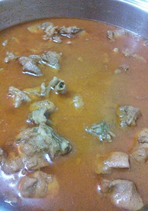 A picture of Chicken gravy.