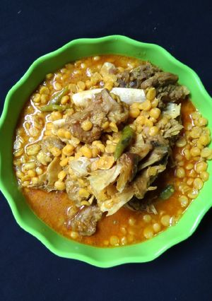 খাসির মাথা দিয়ে বুটের ডাল রেসিপির প্রধান ছবি