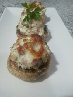 Una foto de Champiñones rellenos con queso philadelphia
