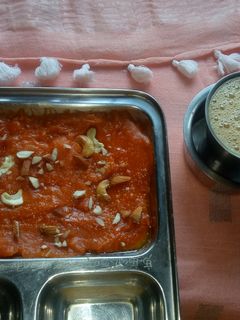 உடனடி கோதுமைமாவு ஹல்வா (Udanadi kothumai maavu halwa recipe in tamil) செய்முறை முக்கிய புகைப்படம்