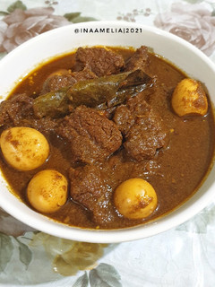 Foto resep Semur Daging dan Telur Puyuh