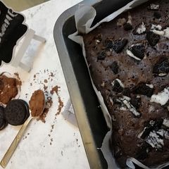 A picture of Oreo brownies.