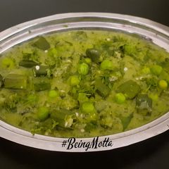 A picture of Ladyfingers Peas Goan Curry.