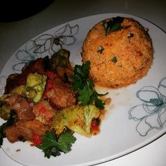 A picture of Fried cauliflower couscous.