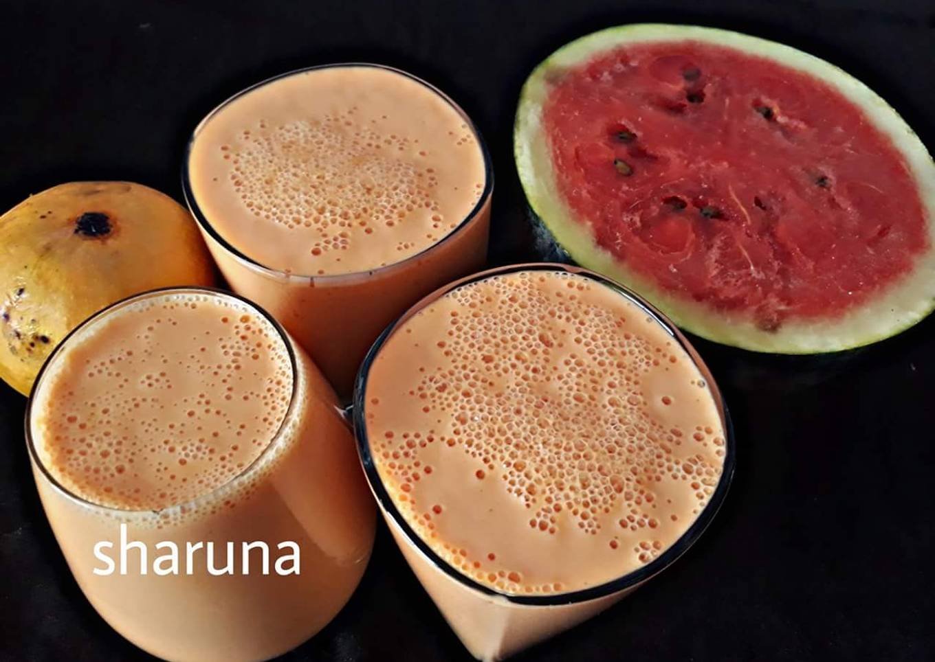 Melon mango shake