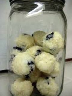 A picture of Silk Coconut Balls.