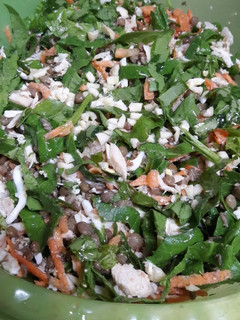 Una foto de Ensalada tibia de pollo