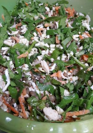 Una foto de Ensalada tibia de pollo