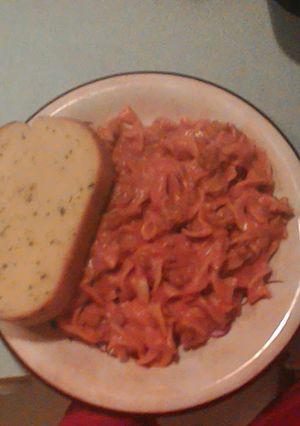 A picture of Spicy creamy hamburger stroganoff.