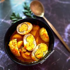 A picture of Chettinad  Style Egg Curry.