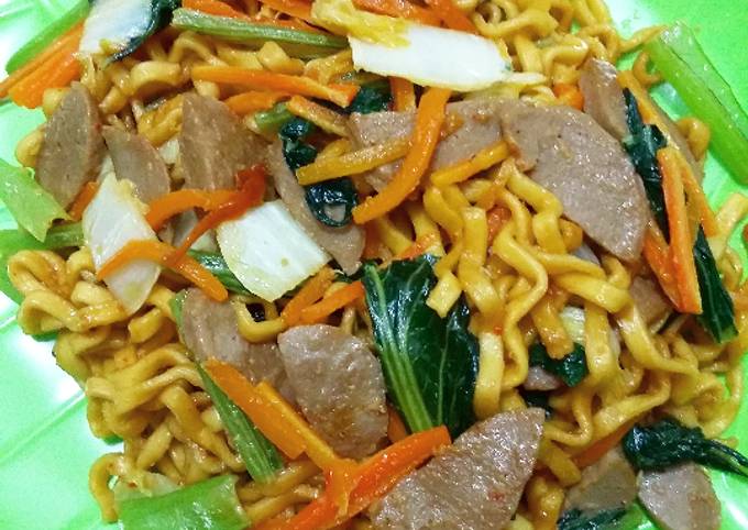 Resep Mie Goreng Simple Oleh Mega Nov - Cookpad