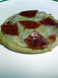 A picture of Mini Thin Crust Pizzas.