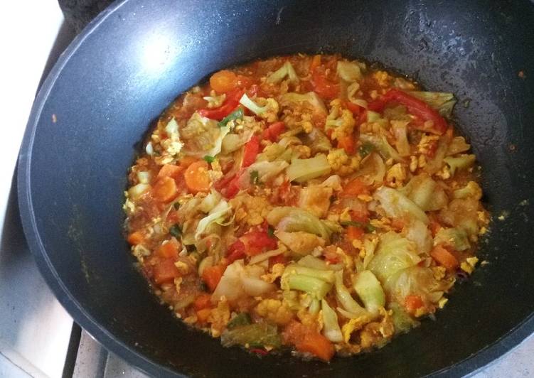 Langkah Mudah untuk Menyiapkan Capcay sayur pedas, Anti Gagal