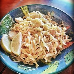 A picture of Garlic Shrimp And Chicken Pasta.