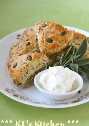 A picture of Mixed Herbs & Seeds Scones.