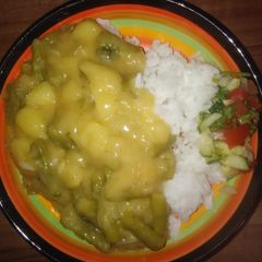 A picture of Vegetarian green beans stew.