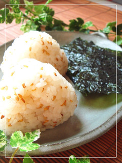 A picture of Fragrant with Sesame Oil - Onigiri (Rice Balls) with Dashida Soup Stock.