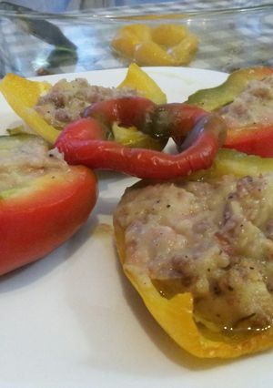 A picture of AMIEs Peppers Stuffed with Sausage and Mashed Potatoes.
