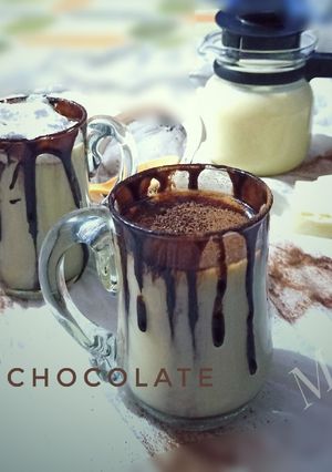 A picture of White Hot chocolate drink.
