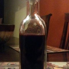 A picture of Bee's Blackberry Balsamic Vinegar.
