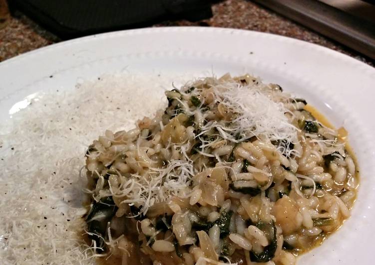 Spinach paprika risotto