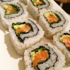 A picture of Easy and Healthy California Roll.