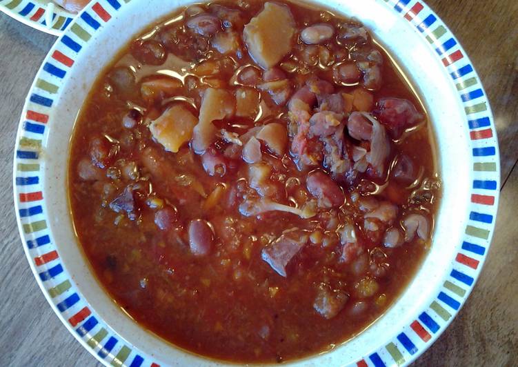 Crockpot squash and bean stew