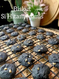 Gambar Biskut Si Hitam Manis