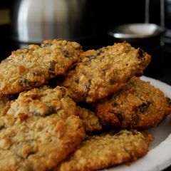 A picture of Ultra Rich Oatmeal Raisin Cookies.