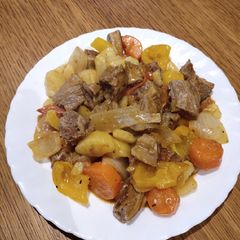 A picture of Stewed Beef Fingers.