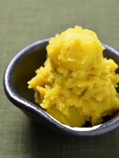 A picture of Easy! Kuri Kinton (Chestnut and Sweet Potato Paste) Made with Annoh-Imo Potatoes.