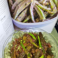 A picture of Tamil Style Stir Fried Okra.
