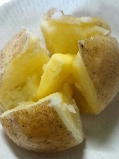 A picture of Microwave Buttered Potato.