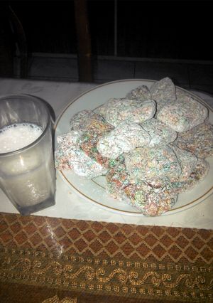 A picture of Fruity pebble bars.