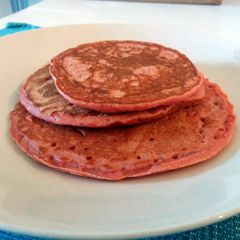 A picture of Pink (Beetroot) Pancakes.