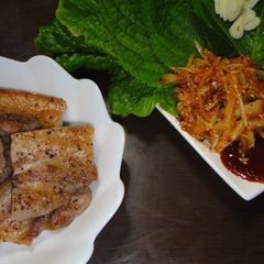 A picture of Korean BBQ Samgyeopsal.