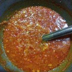 Sev Tamatar A picture of Sev Tamatar.